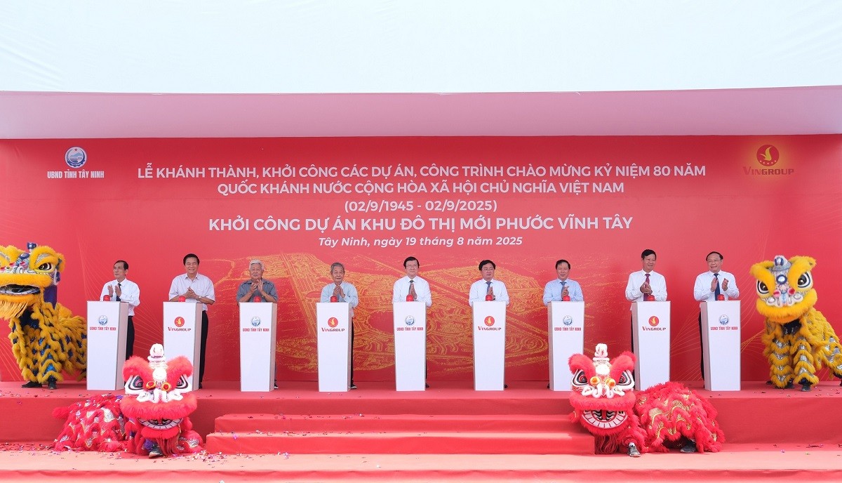 khởi công dự án đầu tư xây dựng và kinh doanh kết cấu hạ tầng khu công nghiệp Vinhomes Vũng Áng, Hà Tĩnh