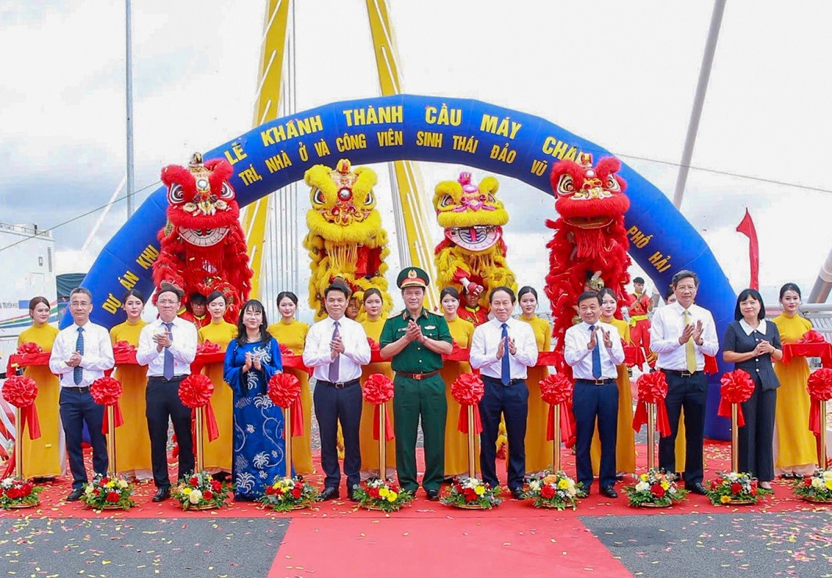 lễ khánh thành cầu Máy Chai (cầu Hoàng Gia) 