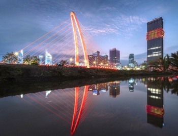 Tòa tháp tài chính Saigon Marina IFC chính thức đi vào hoạt động