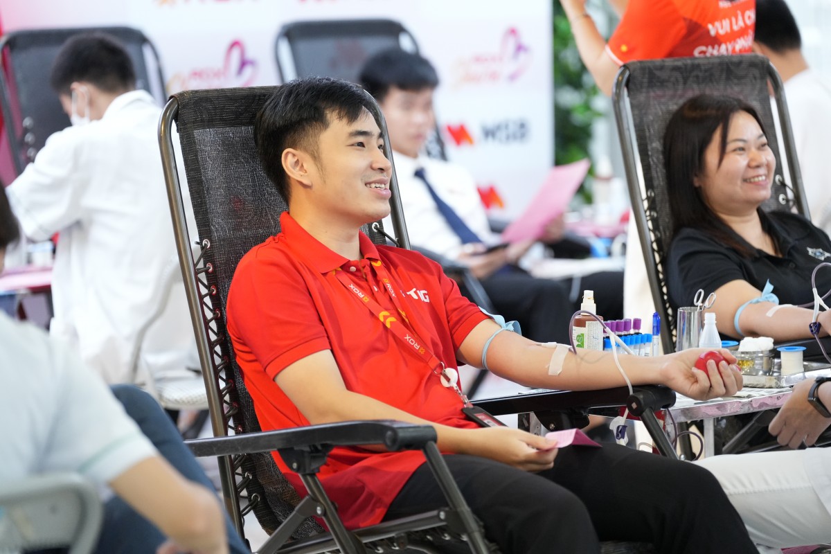 Cán bộ nhân viên ROX Group chung tay hiến máu, lan tỏa giá trị sống đẹp Cán bộ nhân viên ROX Group chung tay hiến máu, lan tỏa giá trị sống đẹp