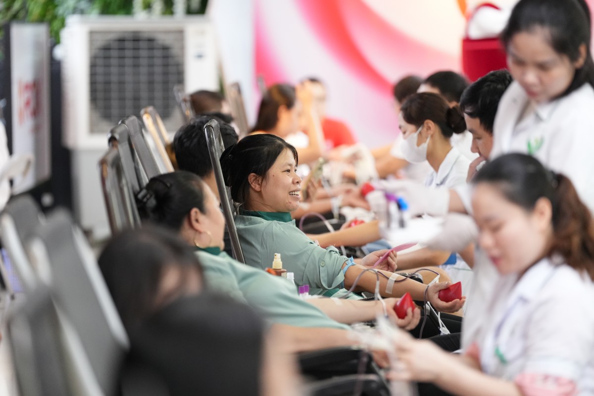 Cán bộ nhân viên ROX Group chung tay hiến máu, lan tỏa giá trị sống đẹp Cán bộ nhân viên ROX Group chung tay hiến máu, lan tỏa giá trị sống đẹp
