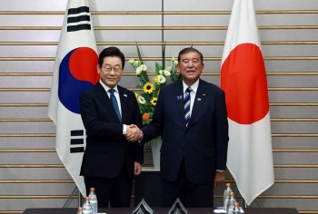Hàn Quốc kêu gọi Nhật Bản hợp tác để đối phó biến động thương mại toàn cầu