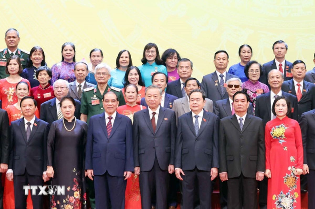 Tổng Bí thư chủ trì cuộc gặp mặt các thế hệ đại biểu Quốc hội