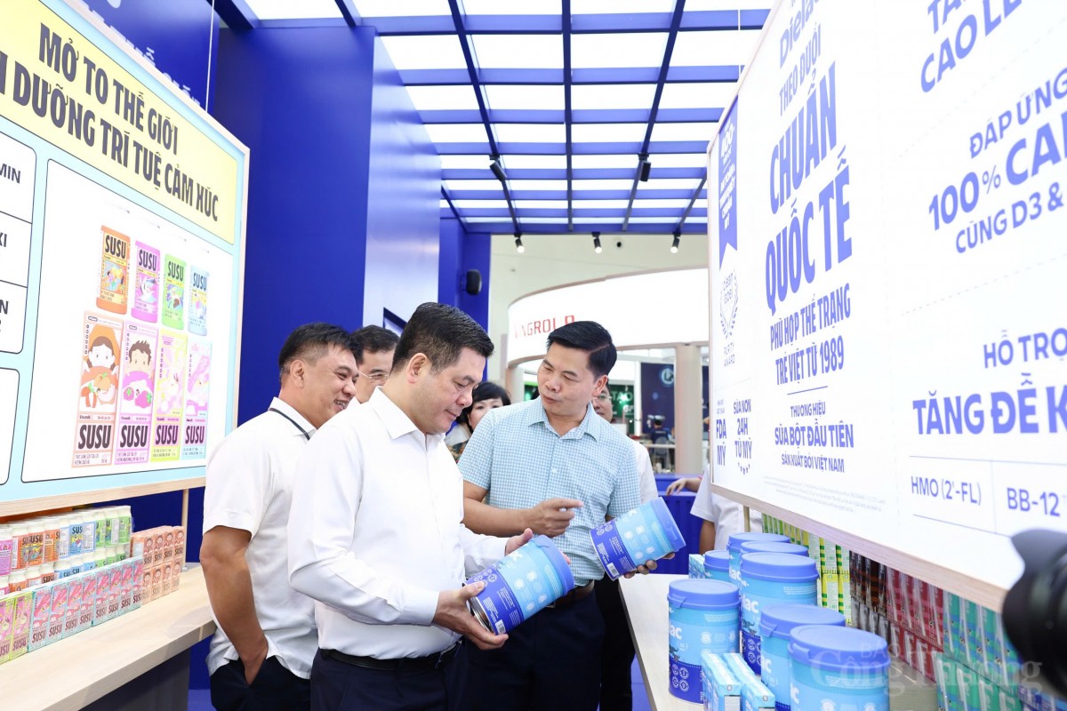 Vinamilk mang các công nghệ tiêu chuẩn hàng đầu thế giới đến Triển lãm thành tựu đất nước