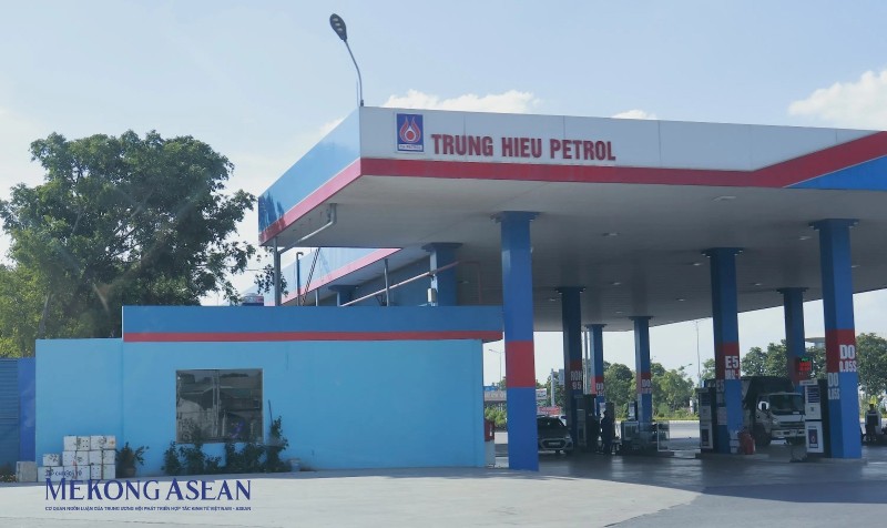 Xăng RON 95 tăng phiên thứ 2 liên tiếp