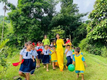 Bộ Chính trị ban hành Nghị quyết về đột phá phát triển giáo dục và đào tạo