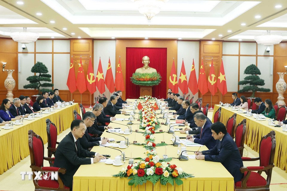 Tổng Bí thư Tô Lâm tiếp Ủy viên trưởng Nhân đại toàn quốc Trung Quốc