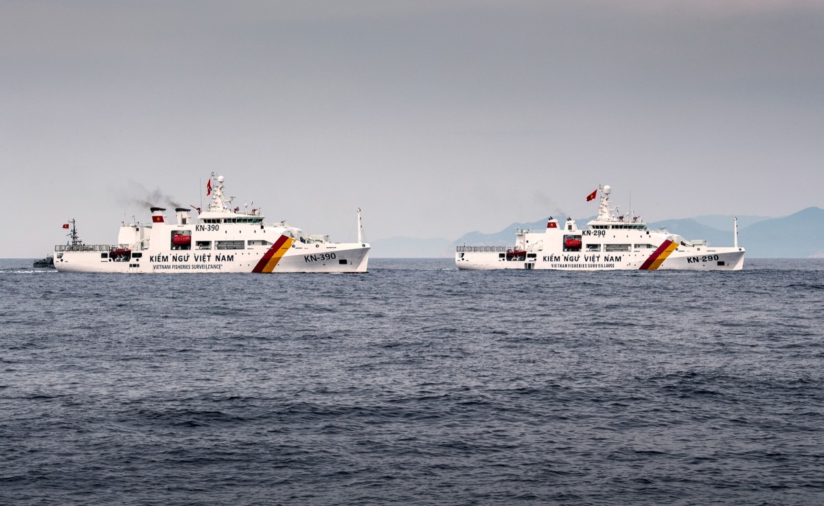 Biên đội tàu KN 290, KN 390 của lực lượng Kiểm ngư Việt Nam.