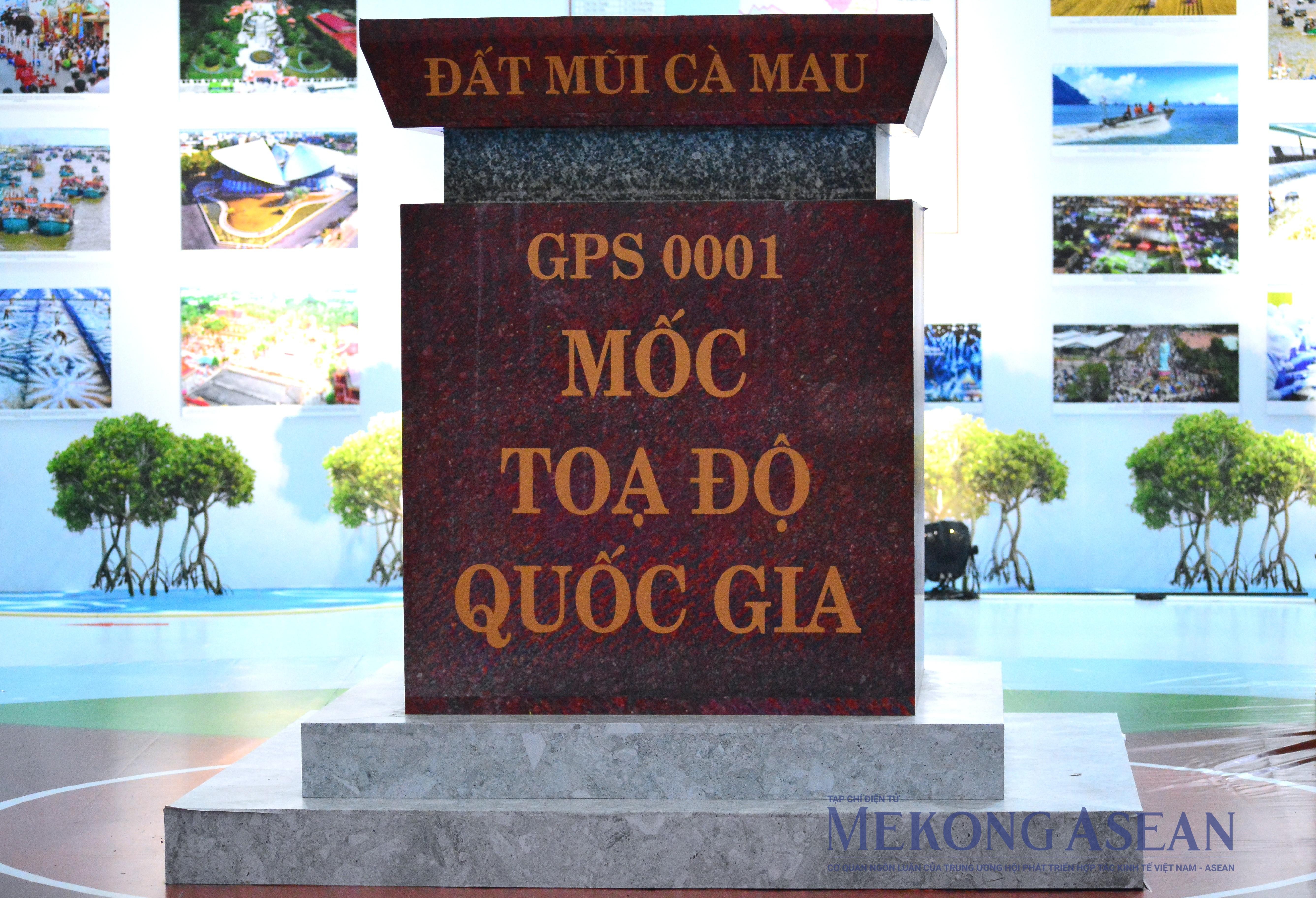 Ngân vang dáng hình sông nước miền Tây tại Triển lãm 80 năm đất nước