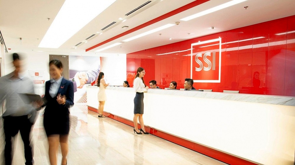 SSI lấy lại 'ngôi vương' vốn điều lệ ngành chứng khoán