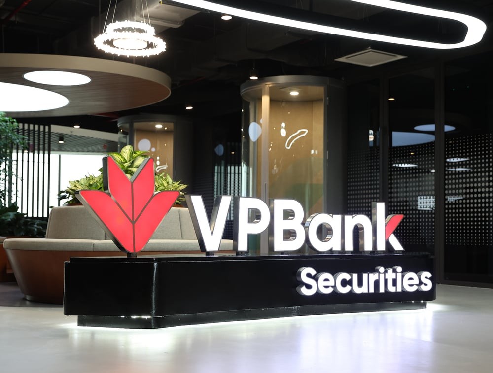 VPBankS báo lãi giảm 65%, muốn phát hành thêm hơn 800 triệu cổ phiếu
