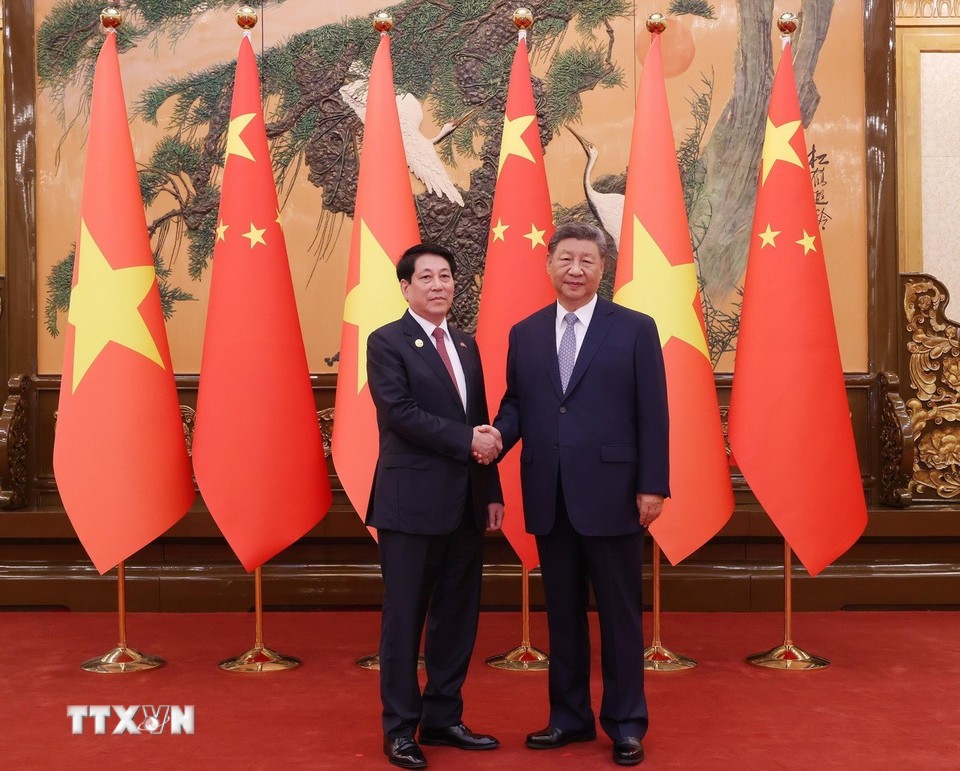 Việt Nam luôn ưu tiên hàng đầu việc củng cố và phát triển quan hệ Việt - Trung