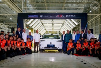 Malaysia khánh thành nhà máy sản xuất ô tô điện đầu tiên