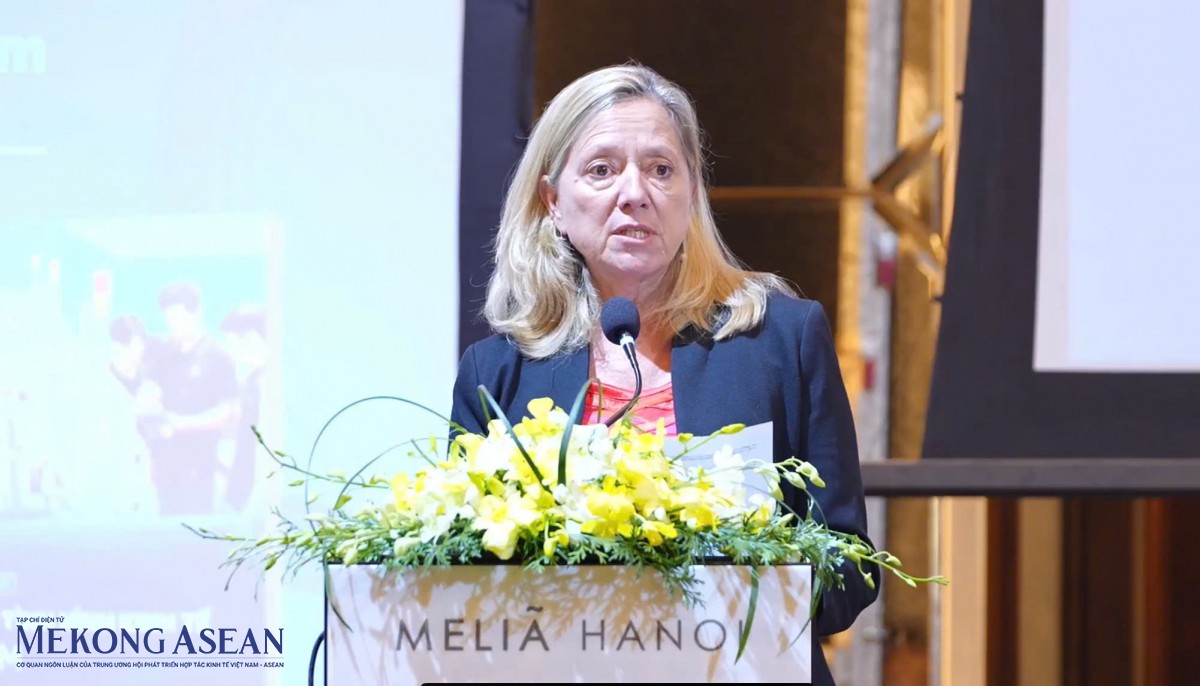 World Bank: Tăng trưởng xuất khẩu chậm lại, GDP Việt Nam năm 2025 dự báo đạt 6,6%