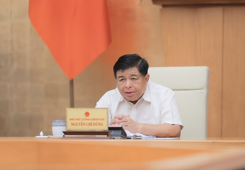 Phó Thủ tướng Nguyễn Chí Dũng chủ trì cuộc họp với các Bộ, ngành về việc nghiên cứu, lựa chọn để đề xuất danh mục gồm một đến 3 sản phẩm công nghệ chiến lược cần được ưu tiên triển khai ngay.