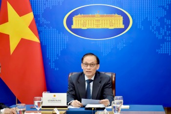 Việt Nam luôn dành ưu tiên cao nhất trong quan hệ hợp tác với Lào