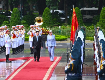 Chủ tịch nước Lương Cường chủ trì lễ đón Toàn quyền Australia