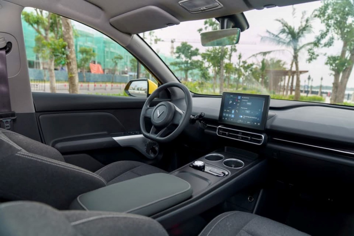 Dùng Limo Green chạy dịch vụ, tài xế đánh giá 'bỏ 1 vốn, nhận 4 lời'