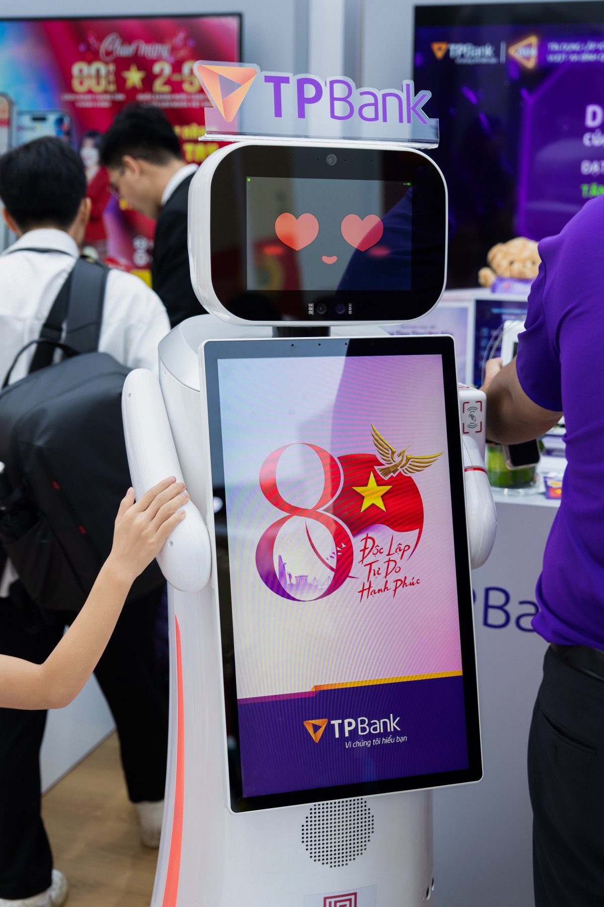 TPBank lựa chọn số hóa và khát vọng kiến tạo E-Vietnam