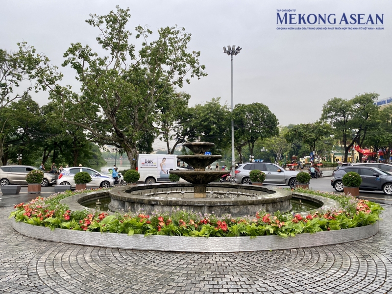 Diện mạo mới lạ của quảng trường Đông Kinh Nghĩa Thục sau cải tạo