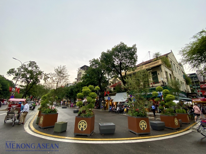 Diện mạo mới lạ của quảng trường Đông Kinh Nghĩa Thục sau cải tạo