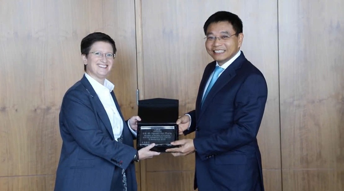 Bộ trưởng Tài chính làm việc với lãnh đạo Sở GDCK London và FTSE Russell