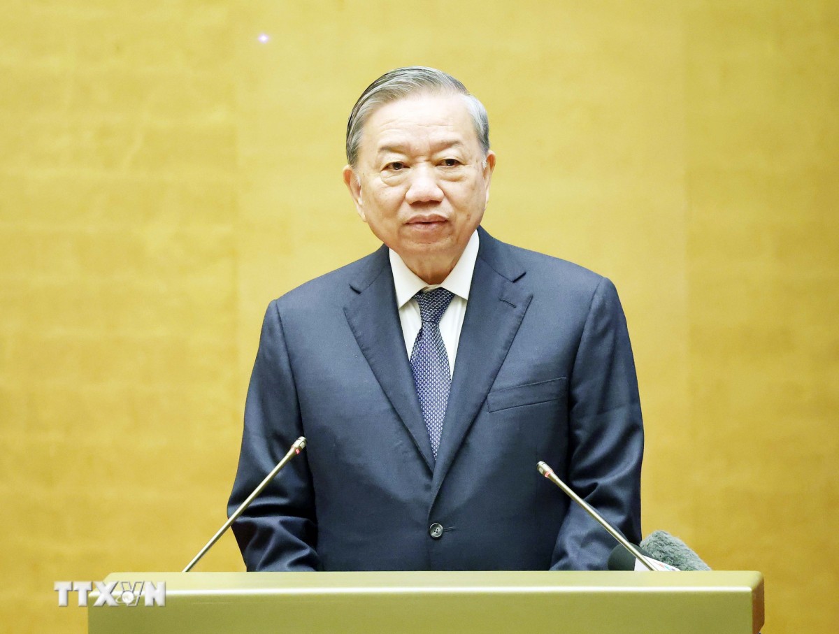 Tổng Bí thư: Triển khai đồng bộ 4 nghị quyết, tạo xung lực mới cho phát triển đất nước