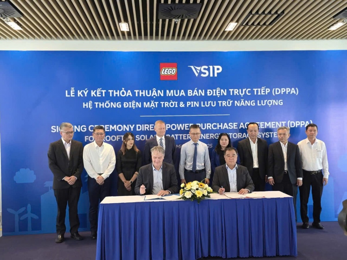 VSIP và LEGO ký DPPA hệ thống điện mặt trời và BESS