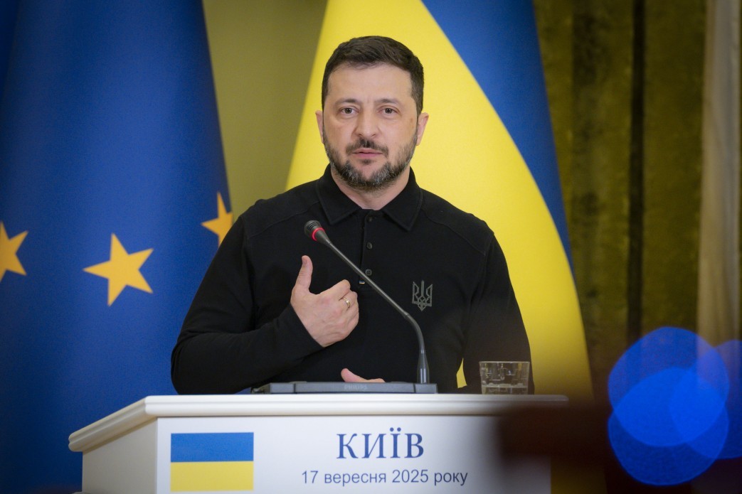 Tổng thống Zelensky: Ukraine sẽ nhận tên lửa Patriot và HIMARS