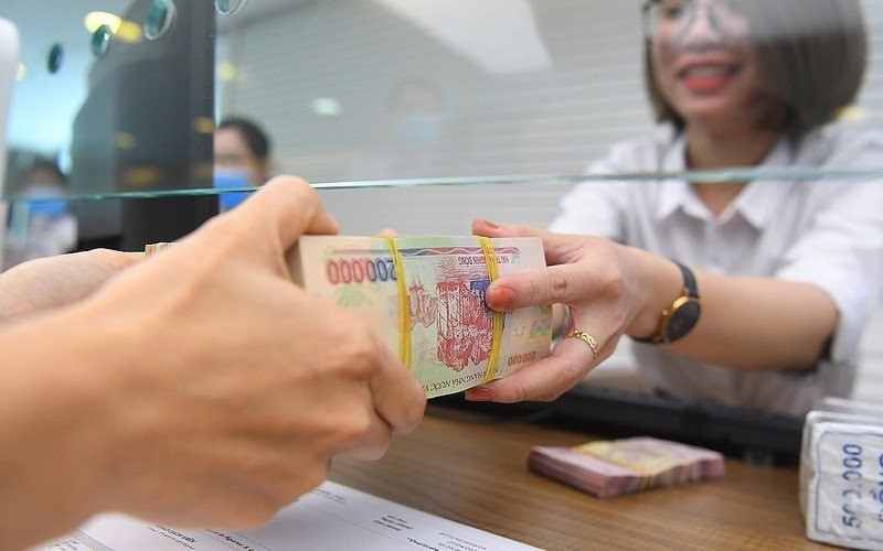 Dòng tiền dân cư đổ vào ngân hàng đạt đỉnh mới