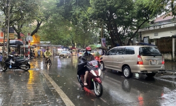 Chiều tối nay Bắc Bộ đón không khí lạnh, mưa dông diện rộng