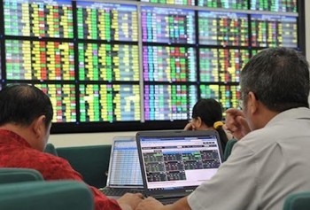 Thêm một công ty chứng khoán lớn triệu tập họp cổ đông bất thường