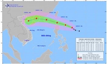 Bão Ragasa sắp vào Biển Đông, biển động dữ dội