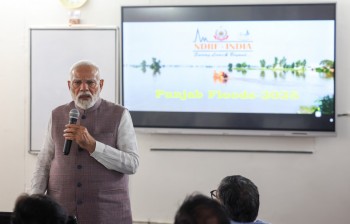 Thủ tướng Ấn Độ kêu gọi người dân ‘loại bỏ’ hàng nước ngoài