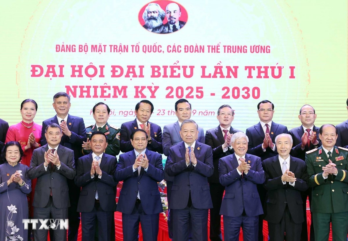 Tổng Bí thư Tô Lâm, Thủ tướng Phạm Minh Chính và các đại biểu dự Đại hội. 