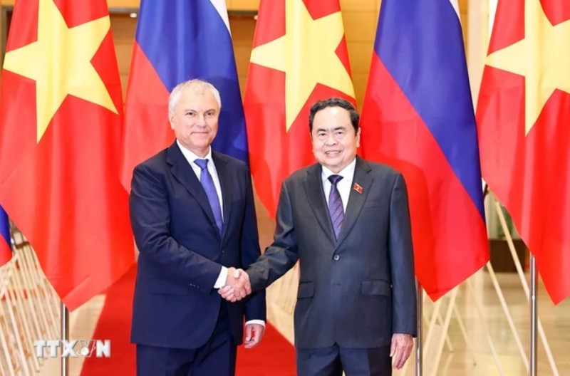 Chủ tịch Quốc hội Trần Thanh Mẫn hội đàm với Chủ tịch Duma Quốc gia Nga