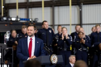 Phó Tổng thống Mỹ: Nga từ chối đề xuất gặp ba bên với Mỹ và Ukraine