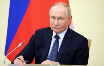 Tổng thống Putin nêu chương trình phát triển các vùng lãnh thổ sáp nhập