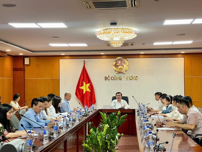 Thương mại điện tử: Chìa khóa số đưa sản phẩm Việt Nam ra thế giới