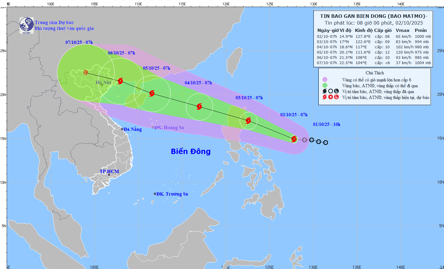 Áp thấp nhiệt đới mạnh lên thành bão, dự kiến ngày mai vào Biển Đông