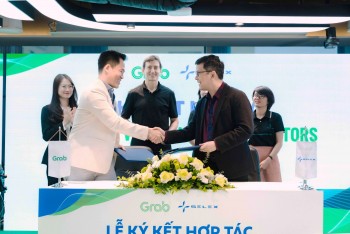 Selex Motors hợp tác với Grab chuyển đổi xe điện cho tài xế công nghệ