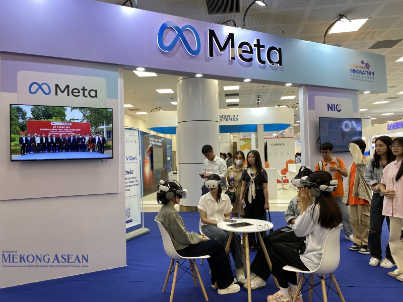 Robot, UAV, AI 'Make in Vietnam' quy tụ tại triển lãm VIIE 2025