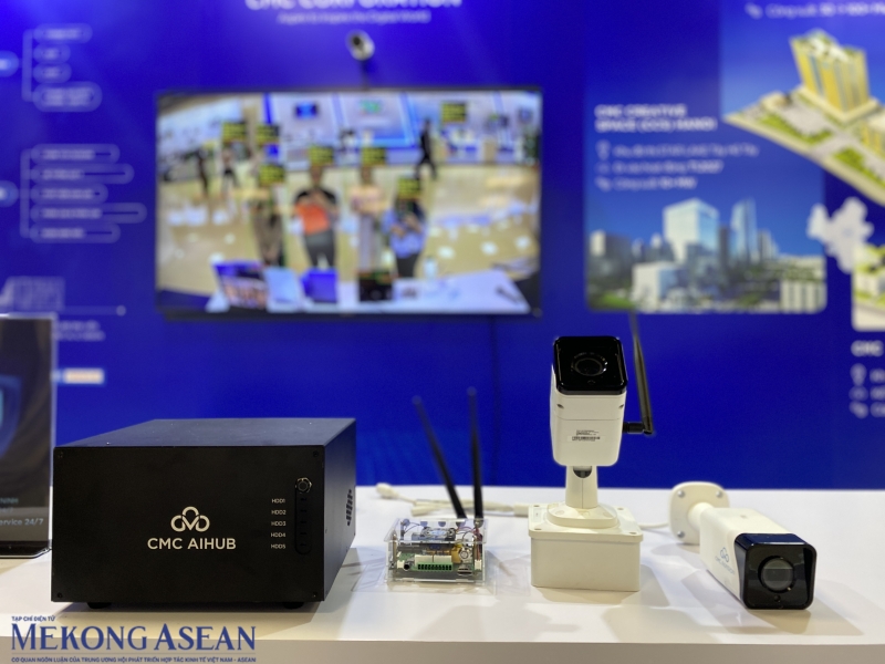 Robot, UAV, AI 'Make in Vietnam' quy tụ tại triển lãm VIIE 2025