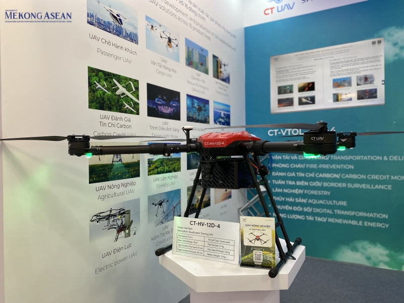 Robot, UAV, AI 'Make in Vietnam' quy tụ tại triển lãm VIIE 2025