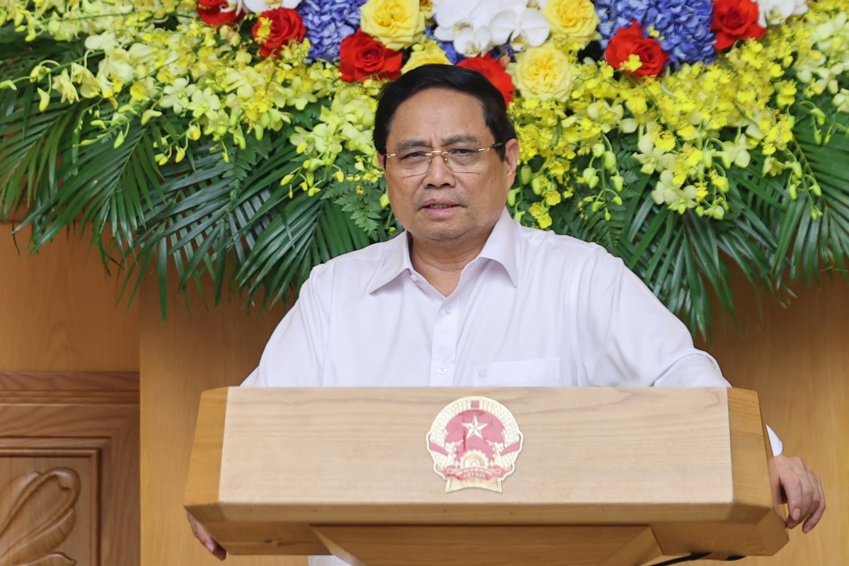 Thủ tướng yêu cầu tập trung vào 9 nhiệm vụ cấp bách, xem xét thứ tự ưu tiên để tập trung nguồn lực, lực lượng để xử lý cụ thể - Ảnh: VGP