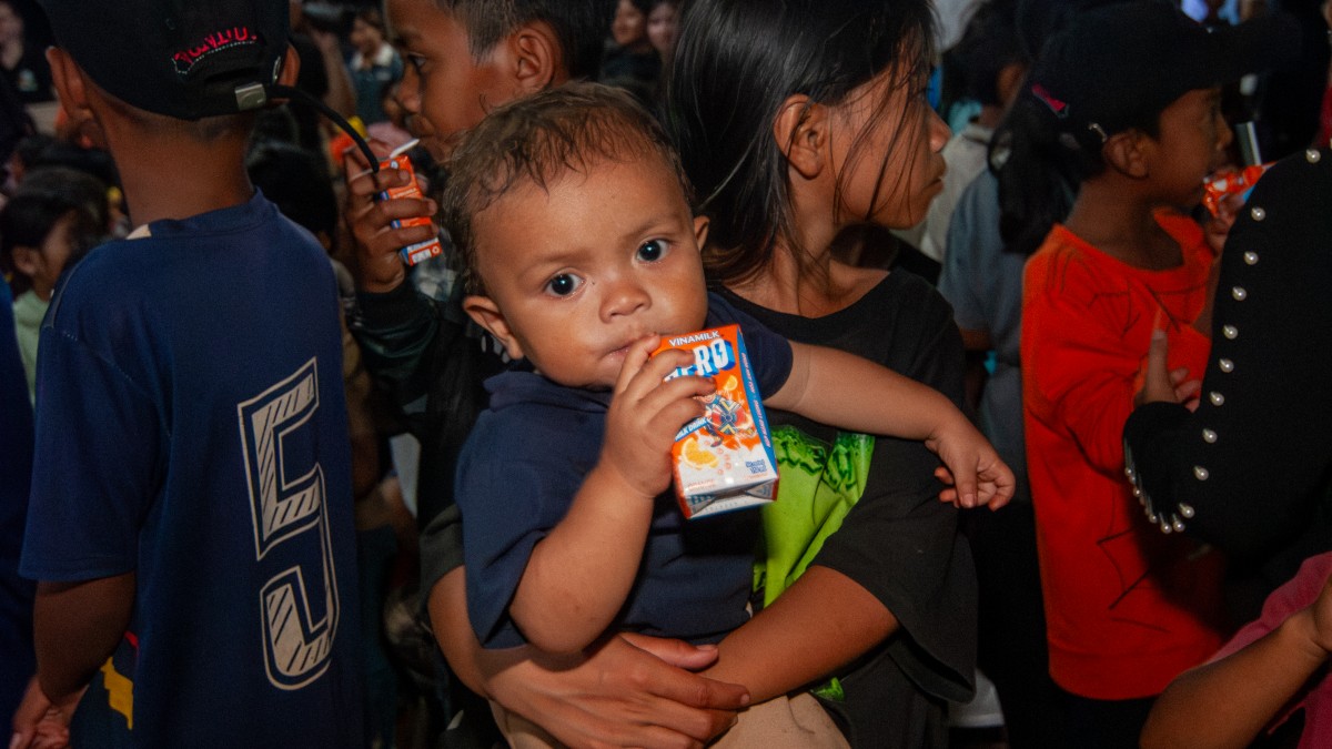 Vinamilk mang Tết Trung thu đến hơn 10.000 trẻ em trên cả nước