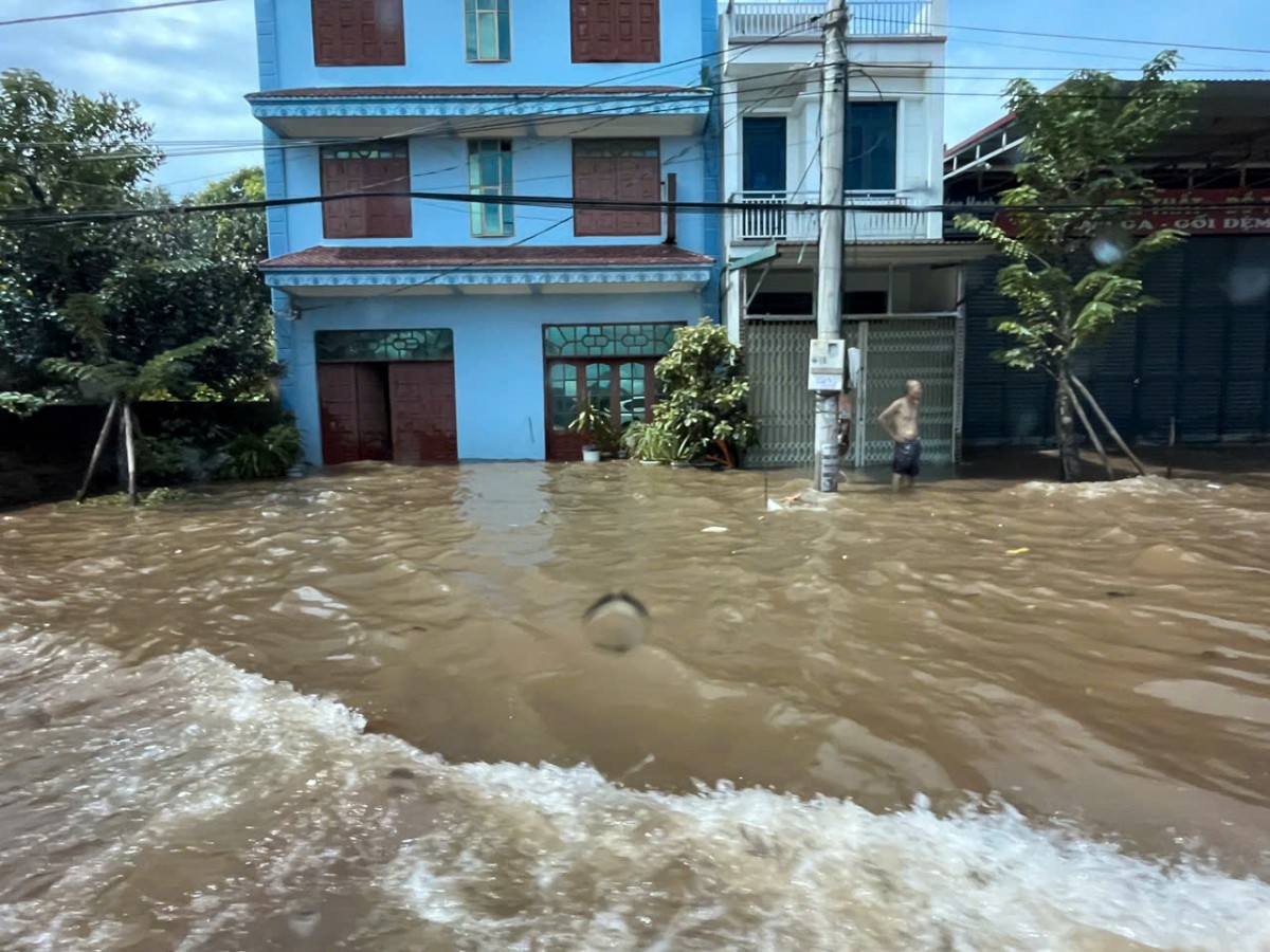 Mưa lũ gây ngập nặng ở nhiều nơi trên địa bàn tỉnh Bắc Ninh - Ảnh: VGP