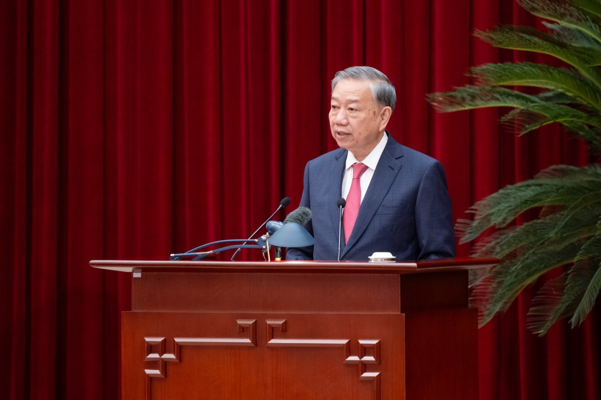 Thông báo Hội nghị lần thứ 13 Ban Chấp hành Trung ương Đảng khóa XIII