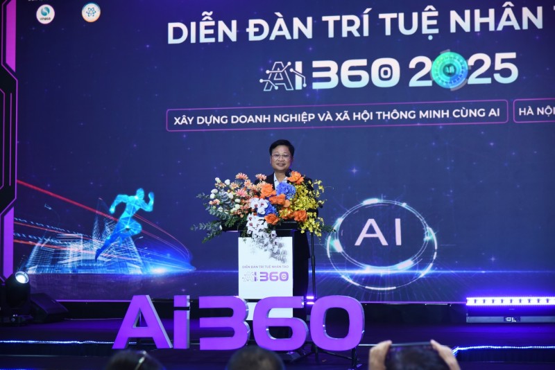 ông Nguyễn Khắc Lịch, Cục trưởng Cục Công nghiệp công nghệ thông tin