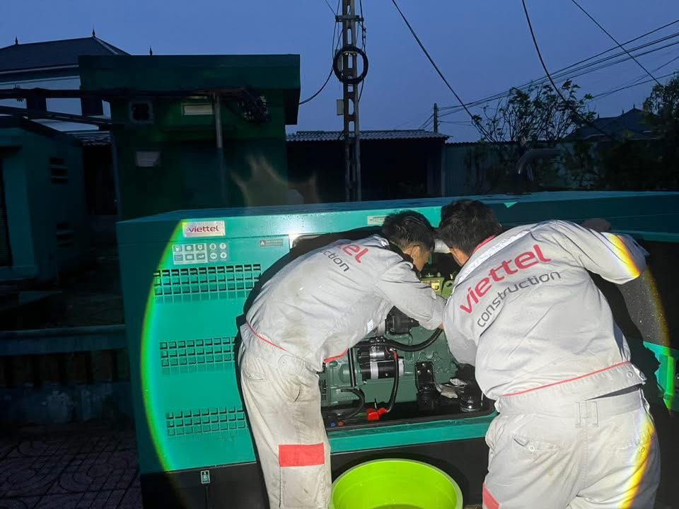 Viettel Construction: Giữ vững 'mạch máu thông tin' giữa lòng bão lũ